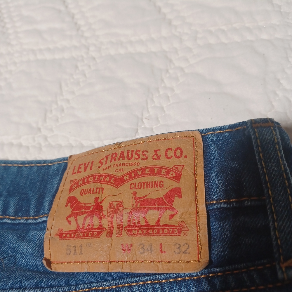 Levi's Blue Straight Jeans with Classic Fading - Picture 3 of 3